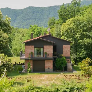  Сasa de vacaciones Can Baseia - amb jardí i accés privat a La Fageda España